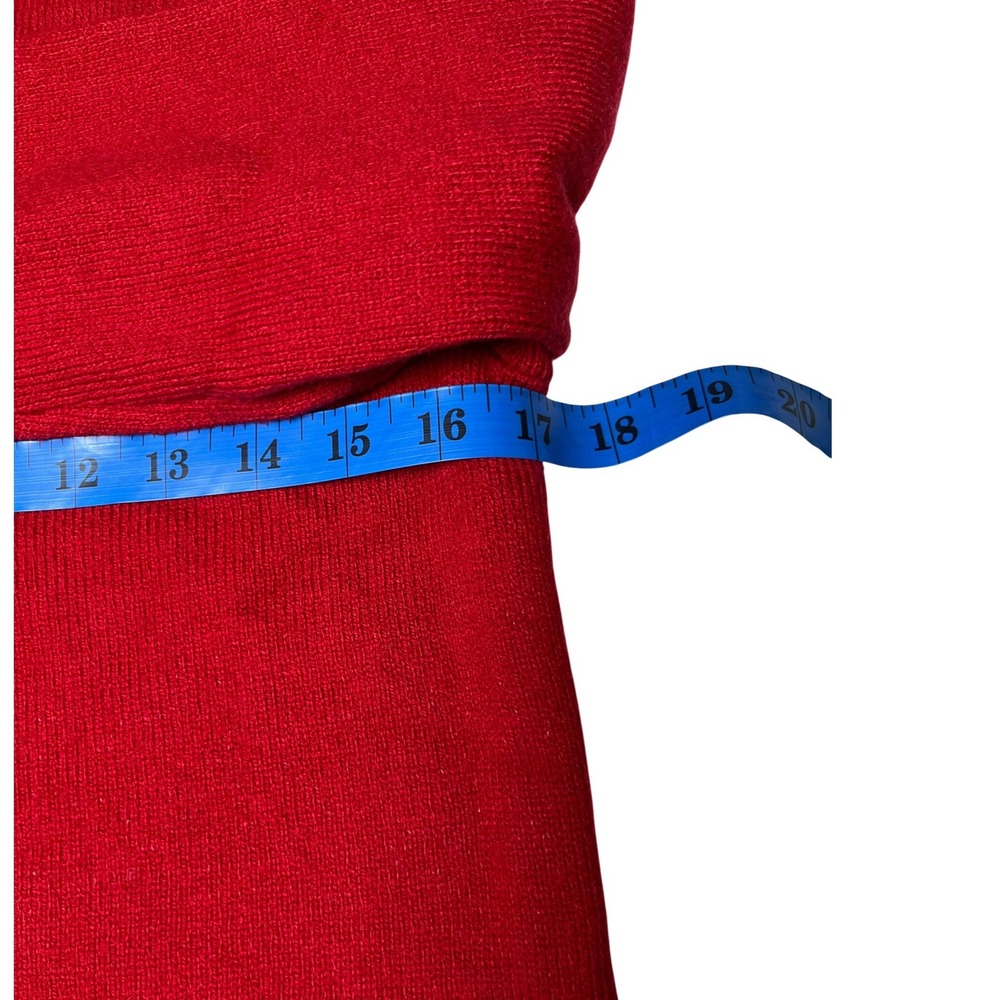 Minimalist‎ Red Crewneck Sweater Soft Wool Blend Banana Republic XS Classic - Picture 7 of 10